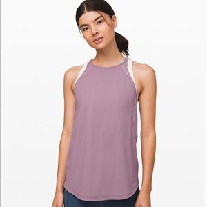 🚫SOLD🚫Lululemon run off route tank